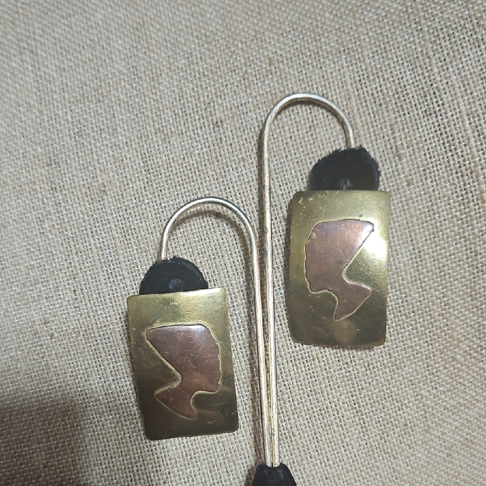 Vintage Brass and Copper Cleopatra Hook Earrings